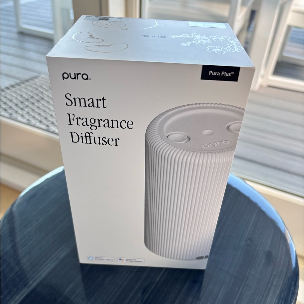 Pura Plus and Mini Smart Fragrance Diffuser